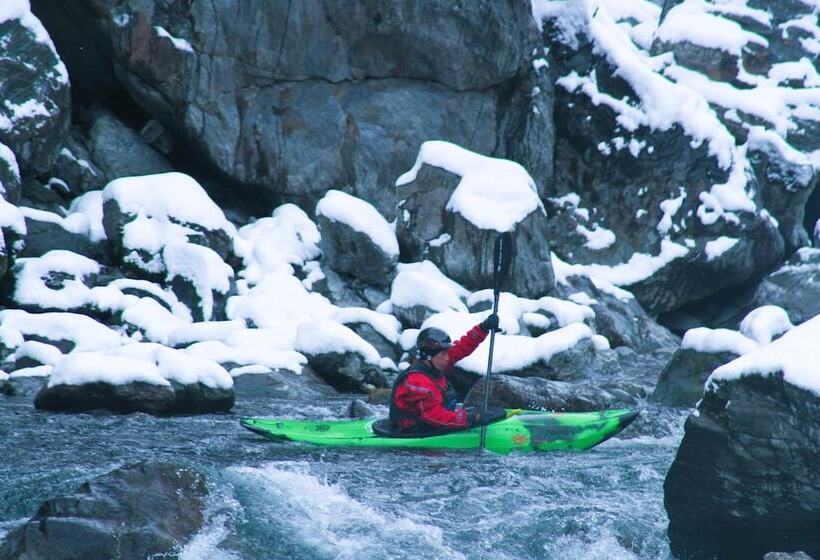 Pensionat Cosmos Guesthouse Iya Valley