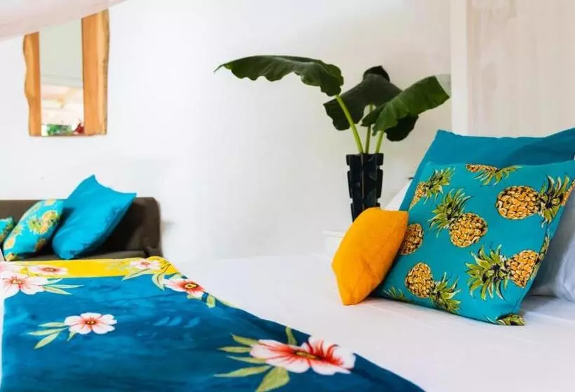 پانسیون Guava Shores Castara