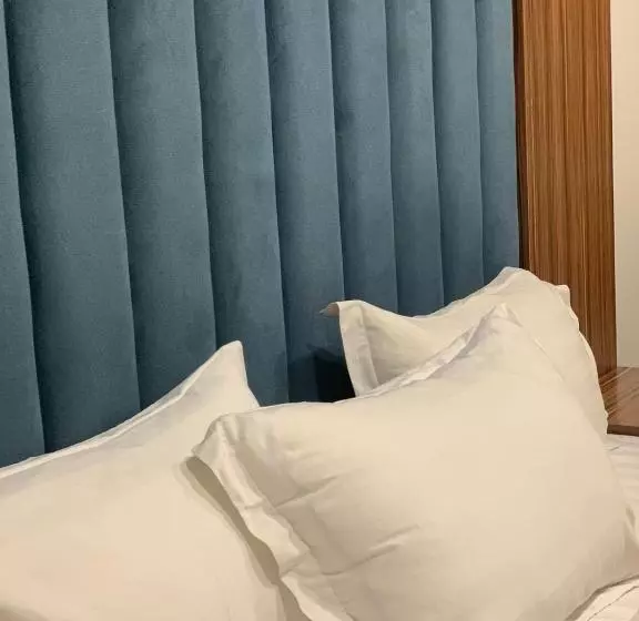 المنام بارك للشقق المخدومة