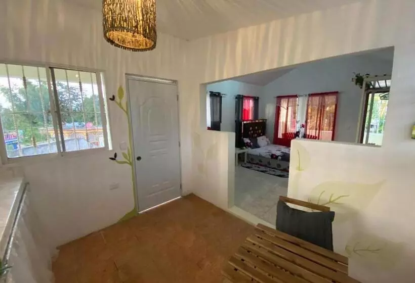 تختخواب و صبحانه Casa Mamatinda