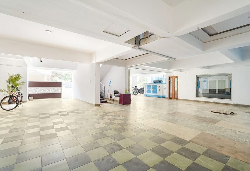 Fabhotel Om Residency