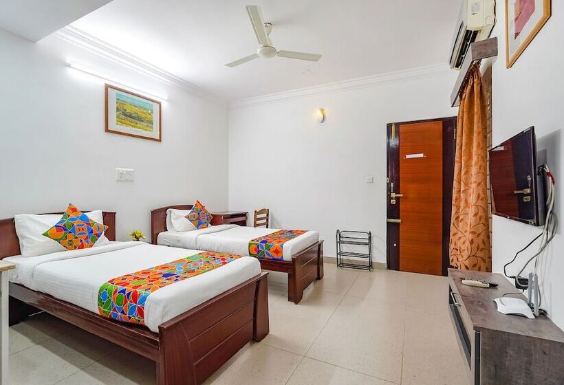 Fabhotel Om Residency