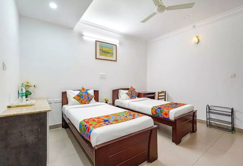 Fabhotel Om Residency