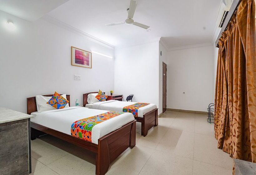 Fabhotel Om Residency