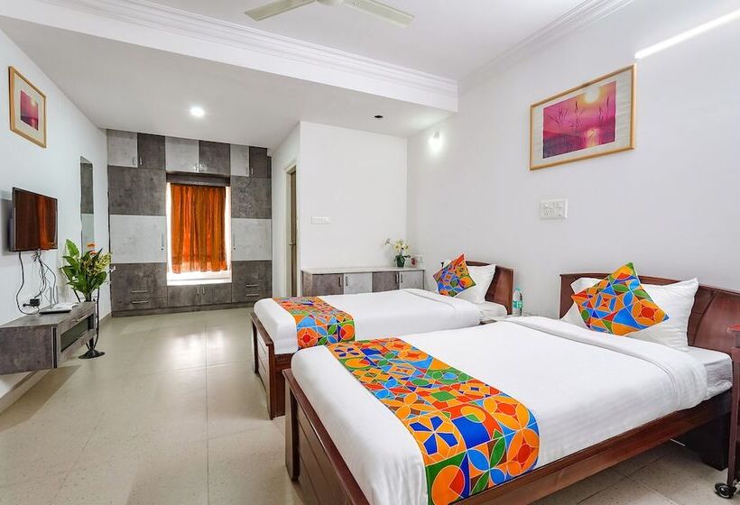 Fabhotel Om Residency