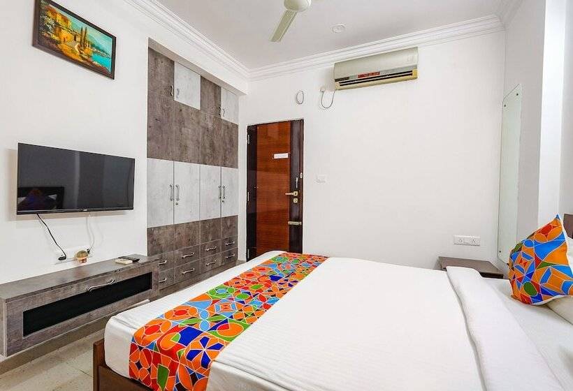 Fabhotel Om Residency