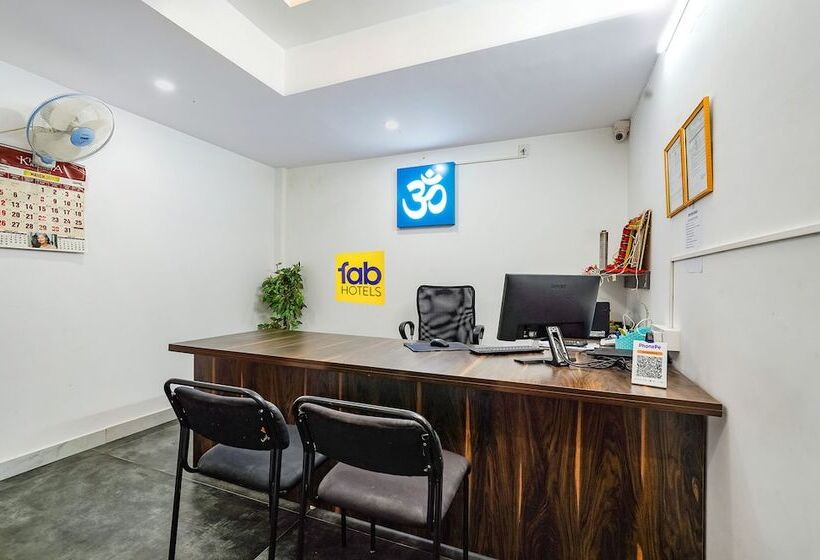 Fabhotel Om Residency