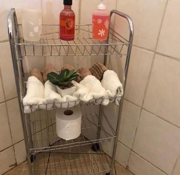 Frensie’s Bed And Breakfast