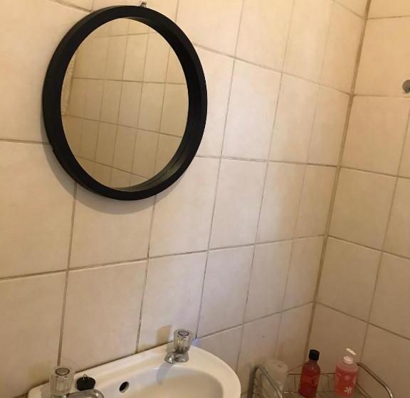 Frensie’s Bed And Breakfast