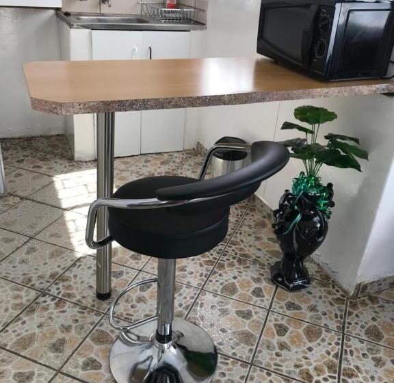 Frensie’s Bed And Breakfast