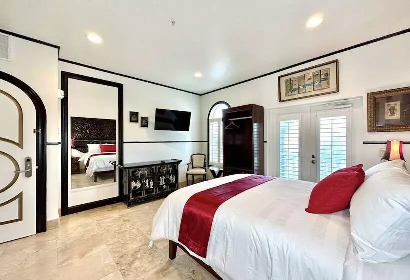 Hotelli Bliss By The Sea