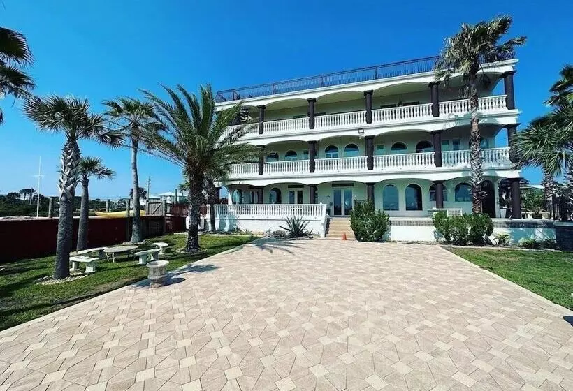 Hotelli Bliss By The Sea