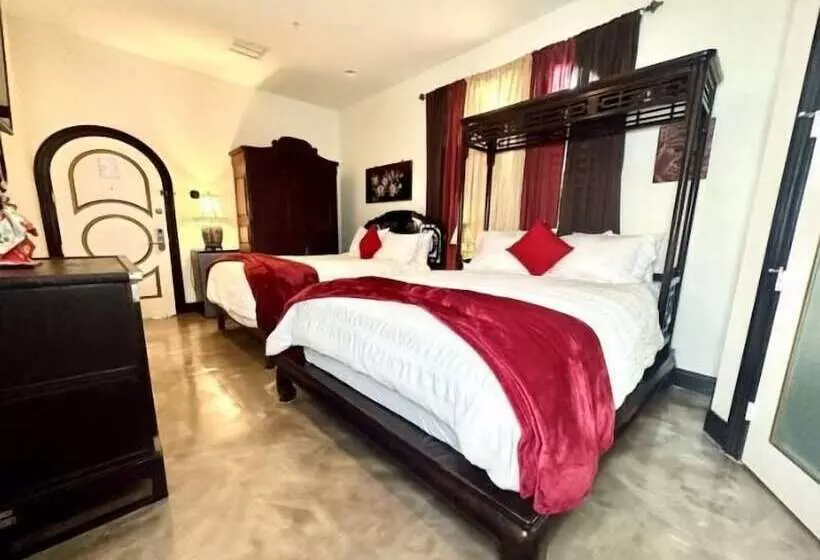 Hotelli Bliss By The Sea