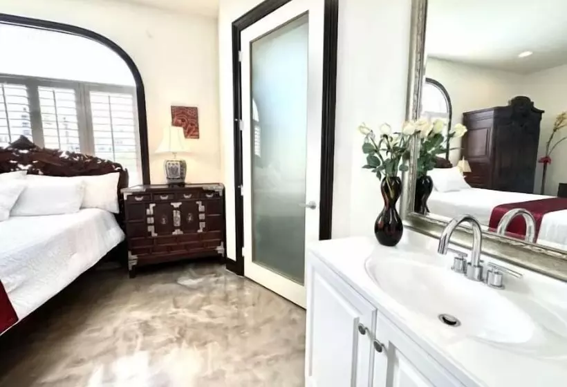 Hotelli Bliss By The Sea