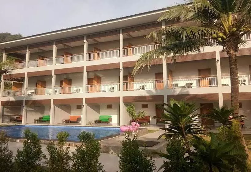 هتل Chanpailin Omarzaa