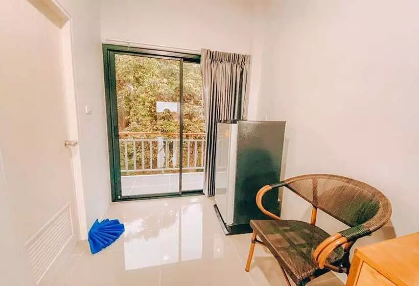 هتل Chanpailin Omarzaa