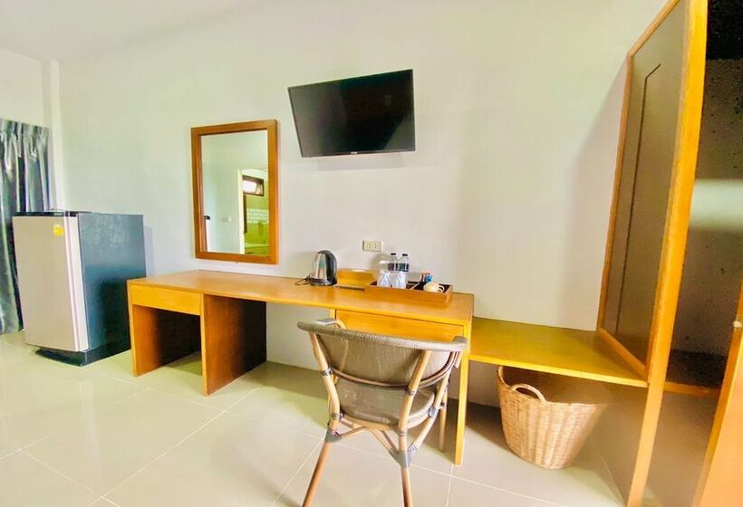 בית מלון כפרי Chanpailin Omarzaa