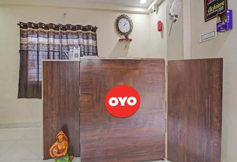 هتل Oyo Flagship 81091  Ozn Stays