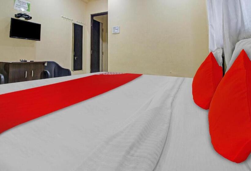 فندق Oyo Flagship 81091  Ozn Stays