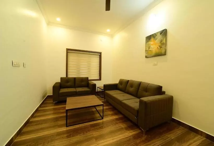 Hotelli Vrindavan Resort And Spa