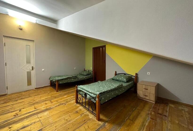 Pensione Monami Guest House