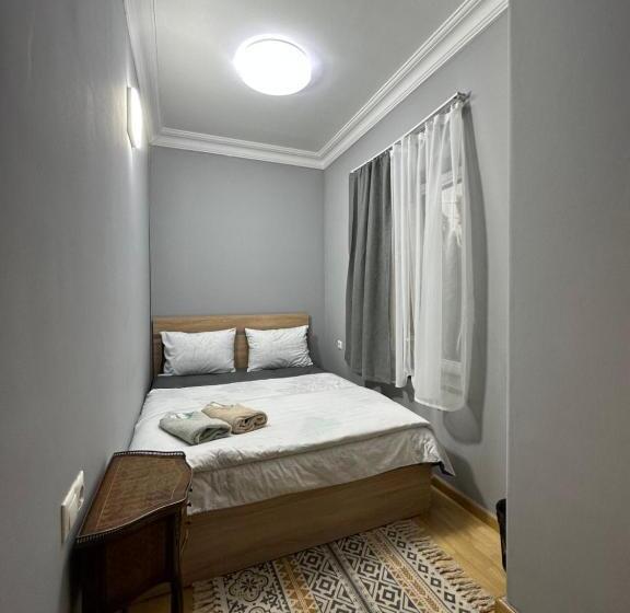 Pensione Monami Guest House