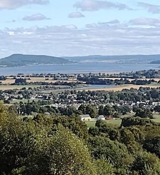 Bed and Breakfast 7 Burnside House