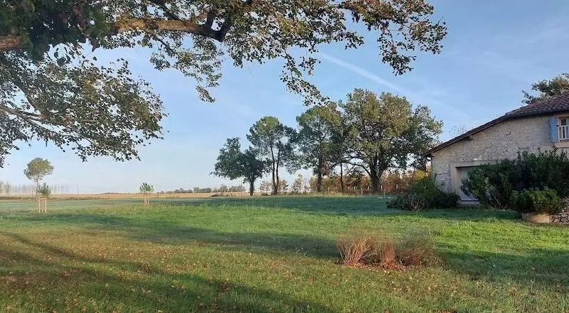Aamiaismajoitus (B&B) Le Poutic Piscine Chauffee