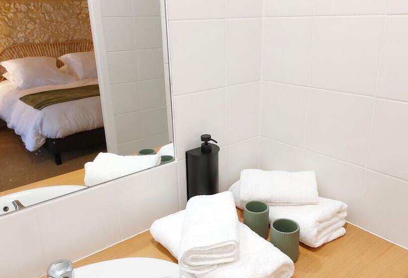 ベッドアンドブレックファースト Le Poutic Piscine Chauffee