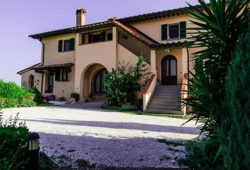 ホテル Agriturismo La Castellina