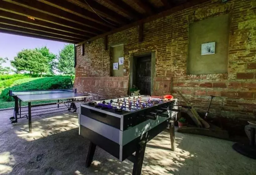 ホテル Agriturismo La Castellina