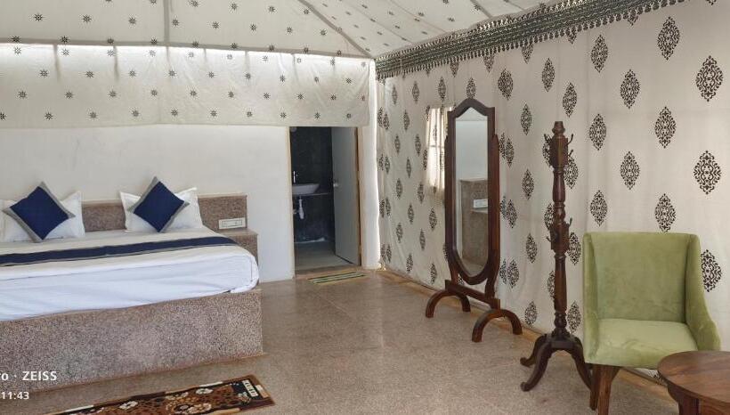 فندق Sam Desert Dunes Camp