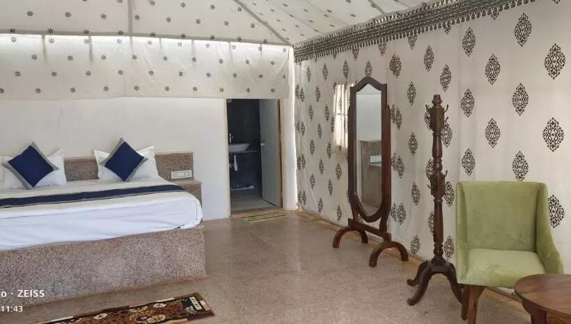 ホテル Sam Desert Dunes Camp