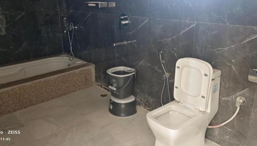 فندق Sam Desert Dunes Camp