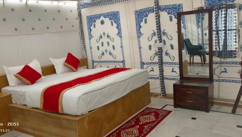 فندق Sam Desert Dunes Camp