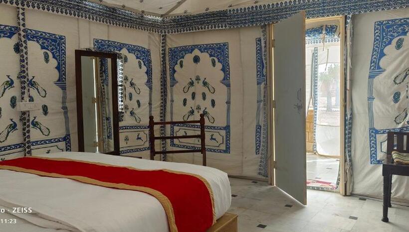 فندق Sam Desert Dunes Camp