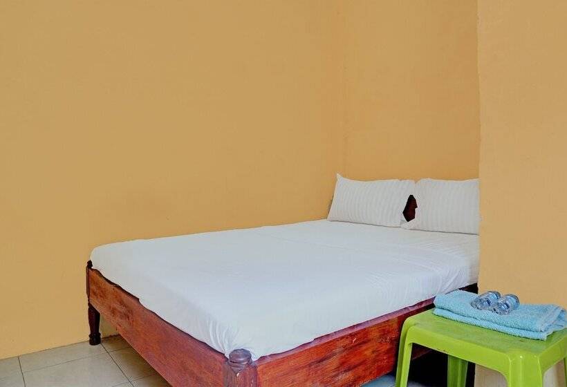 ホテル Spot On 92412 Homestay Eka Fortuna Ranau