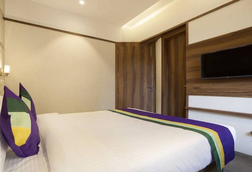 酒店 Treebo Premium Savera Inn