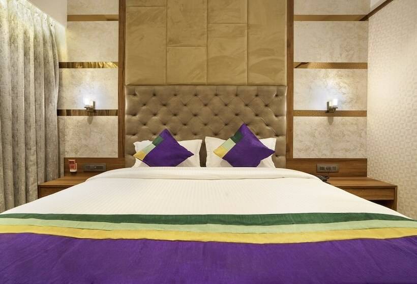 酒店 Treebo Premium Savera Inn