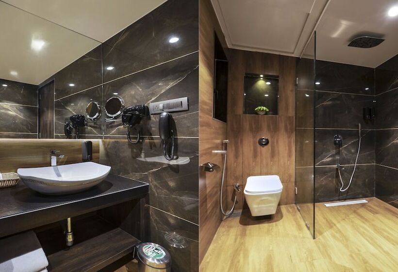 酒店 Treebo Premium Savera Inn