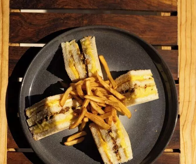 پانسیون Dhoani Maldives Guesthouse