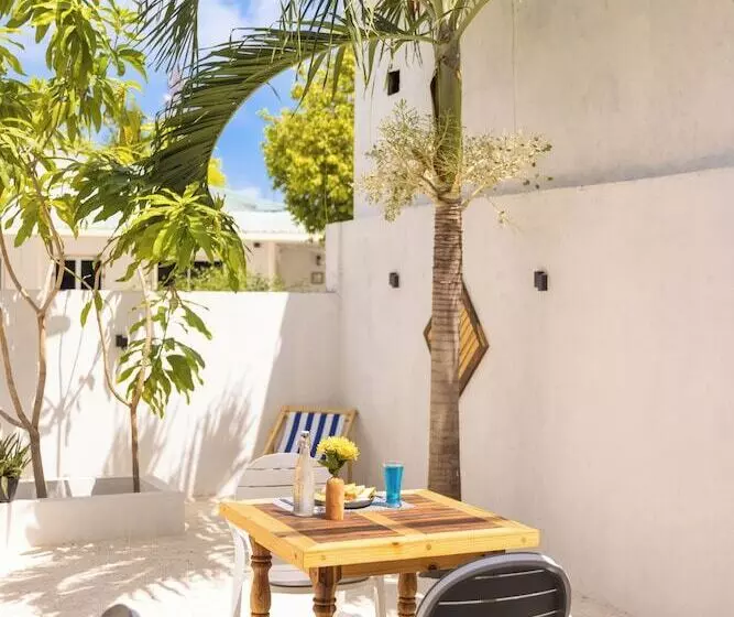 پانسیون Dhoani Maldives Guesthouse