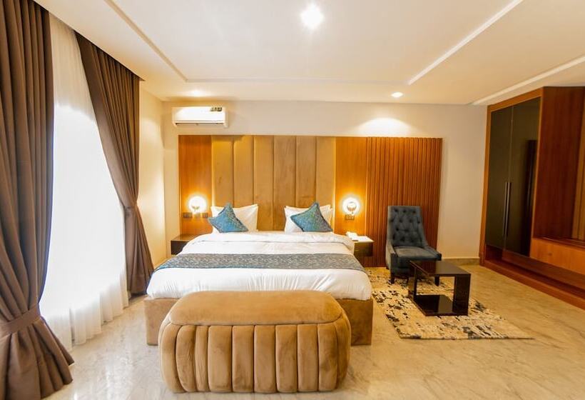 Tranquila Hotels And Suites Abuja