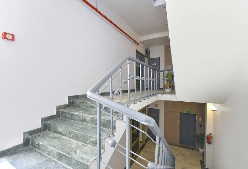 호텔 Townhouse Oak The Tulip Regency