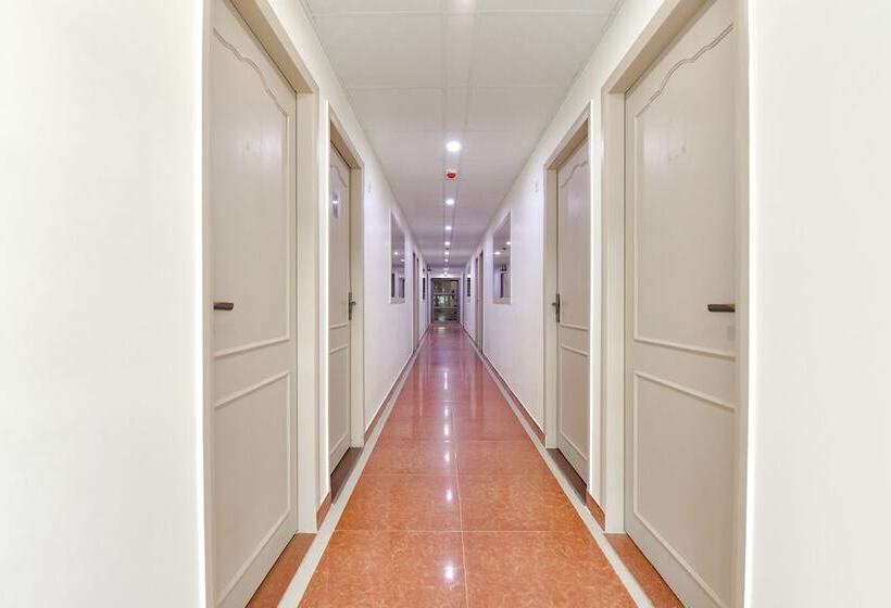 호텔 Townhouse Oak The Tulip Regency