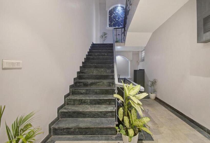 호텔 Townhouse Oak The Tulip Regency