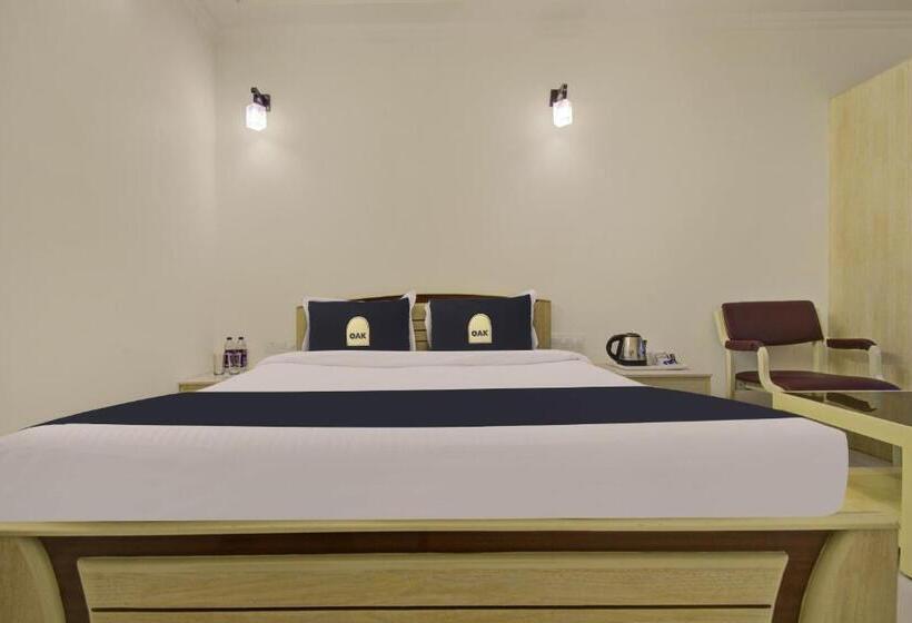 호텔 Townhouse Oak The Tulip Regency