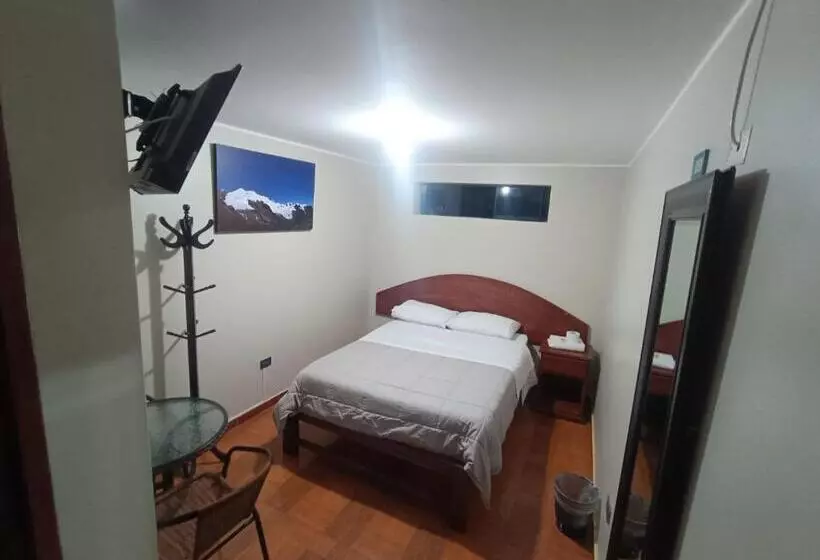 هتل Hostal Samaywasi