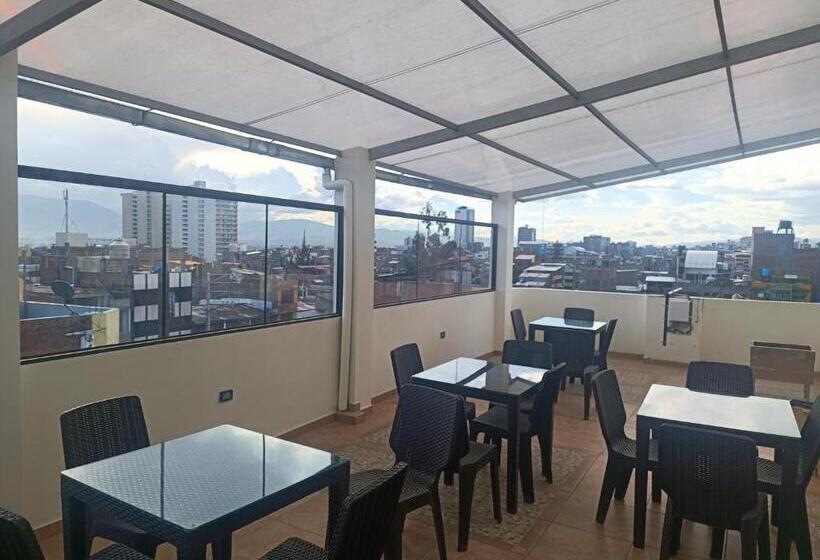 هتل Hostal Samaywasi