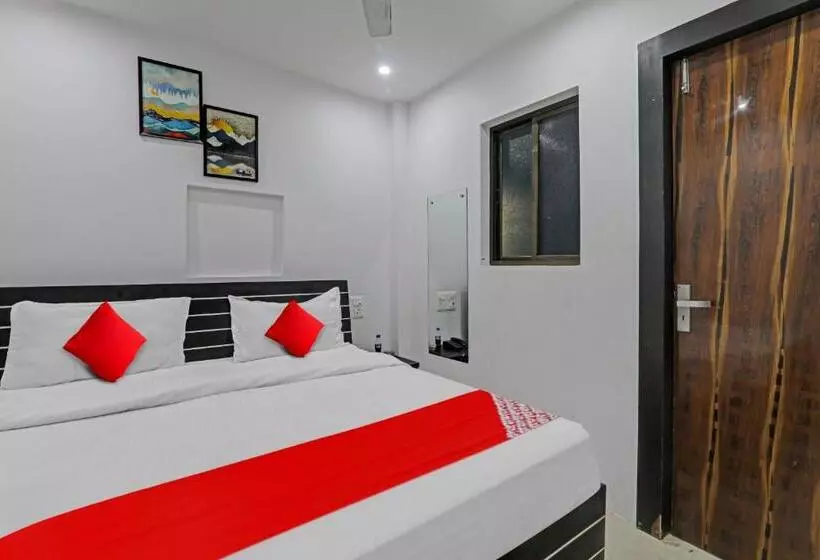هتل Oyo Flagship 81064 Chaudhary In